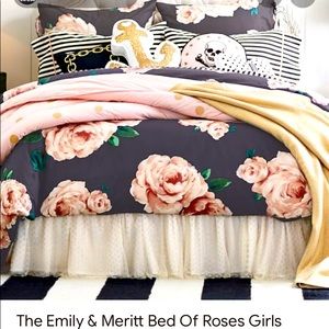 Emily and Meritt Bed of Roses